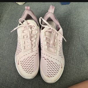 Womens Nike shoes
